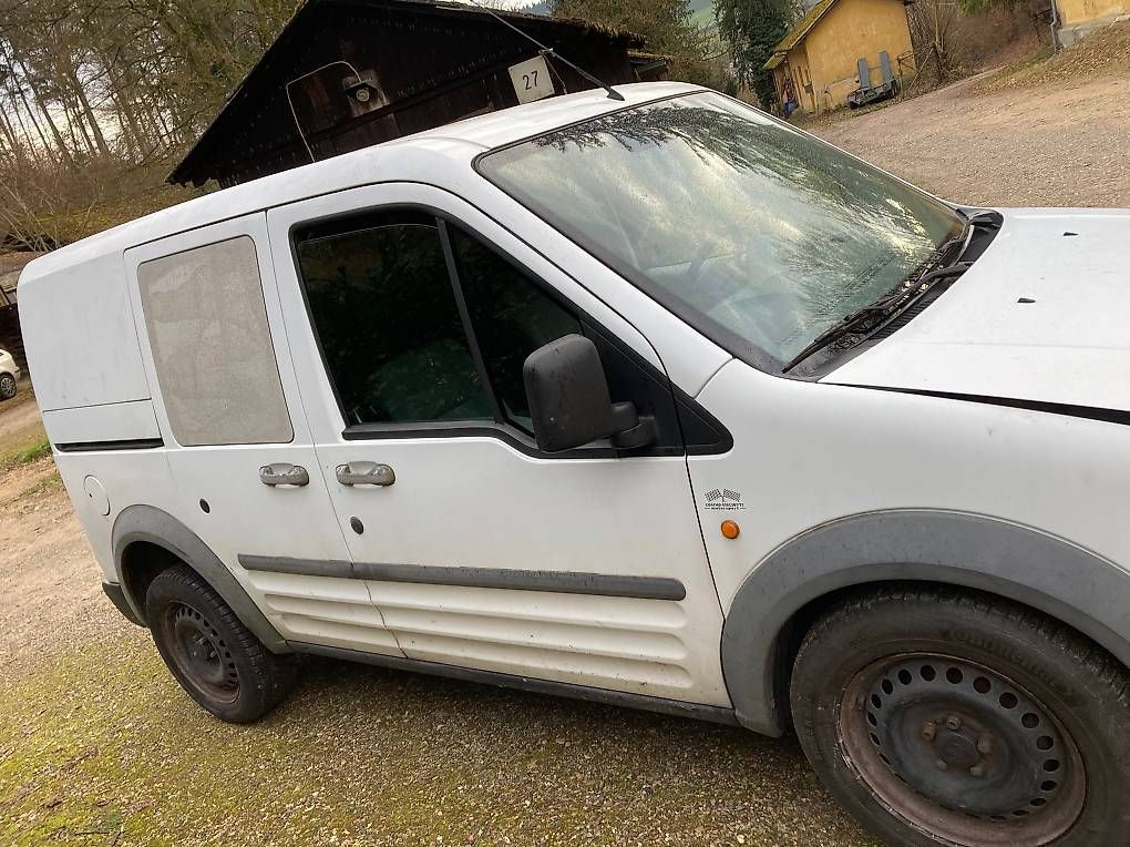 Ford Veicoli commerciali: Ford Connect 220S – Usato da Liestal venduto da Riccicardesign 1