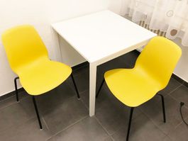 Stühle gelb von Ikea 2 Stück zusammen