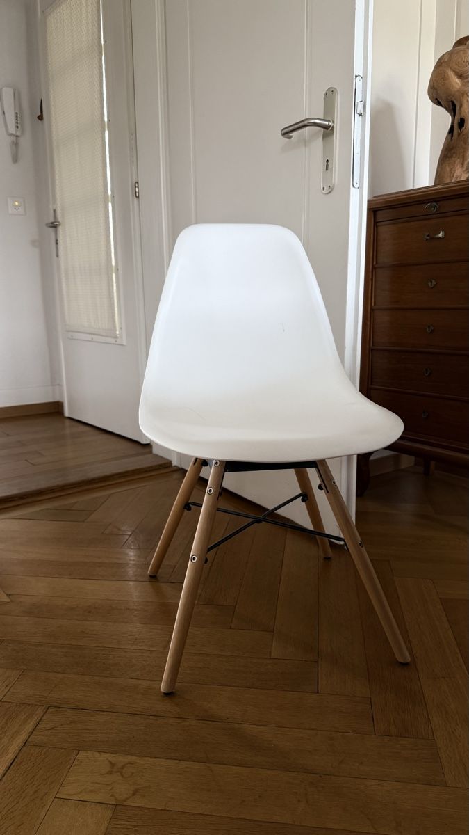 Sedie: Vitra Style Stühle – Usato da Winterthur venduto da manzoele 1