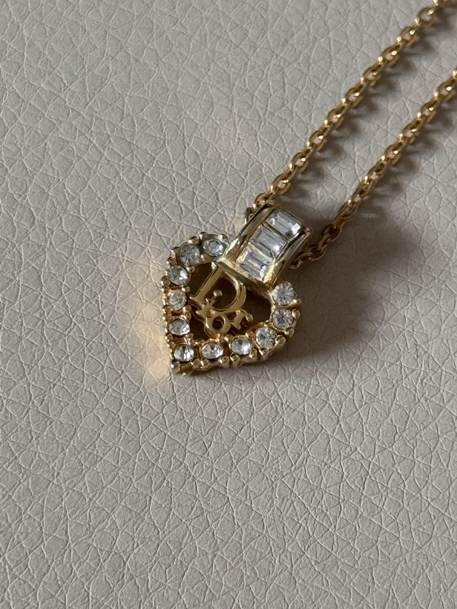 Dior Ketten: Collier vintage Dior en forme de cœur – Gebraucht aus Vétroz von car_n6js 1