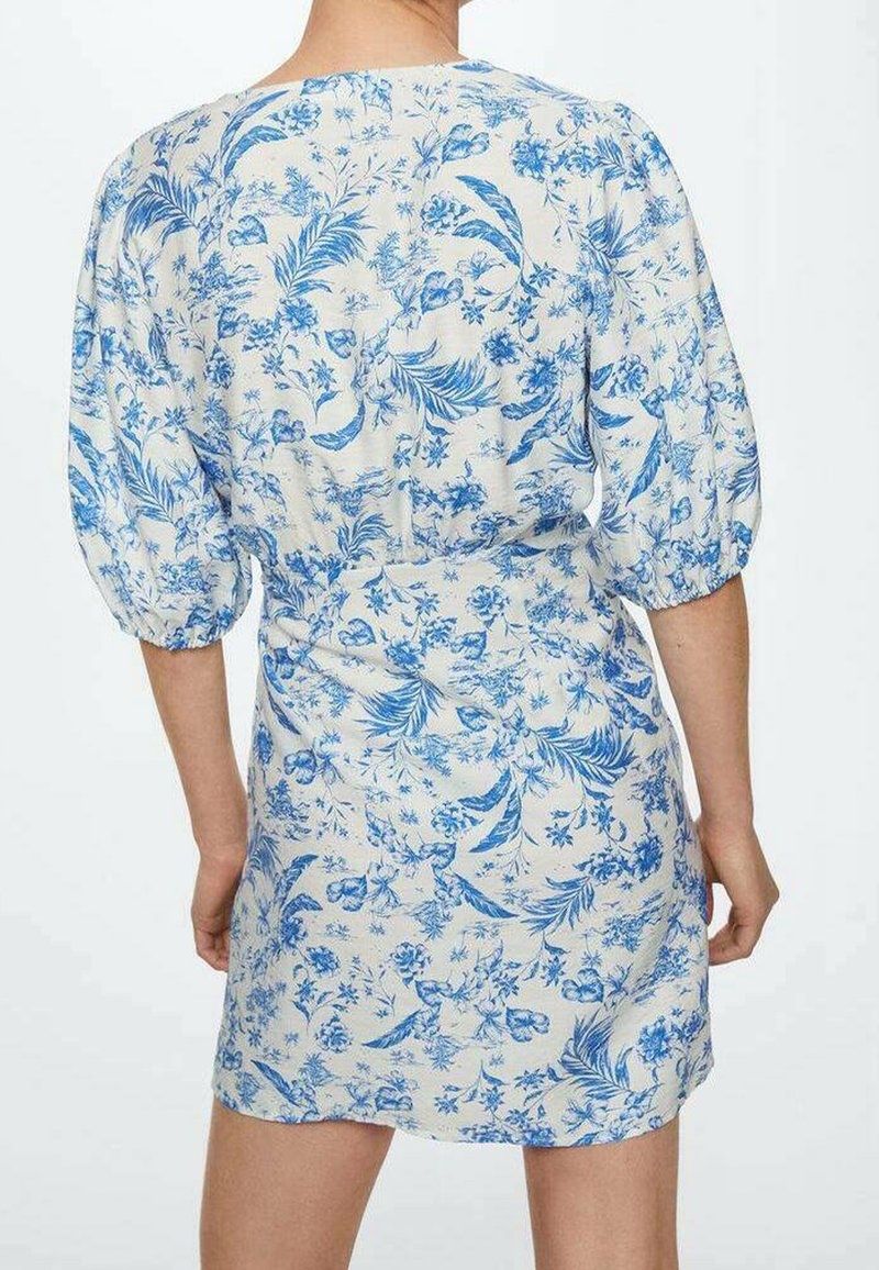 Mango Vestiti: Mango white/blue floral dress Size S – Usato da Zürich venduto da hel_z68y 2
