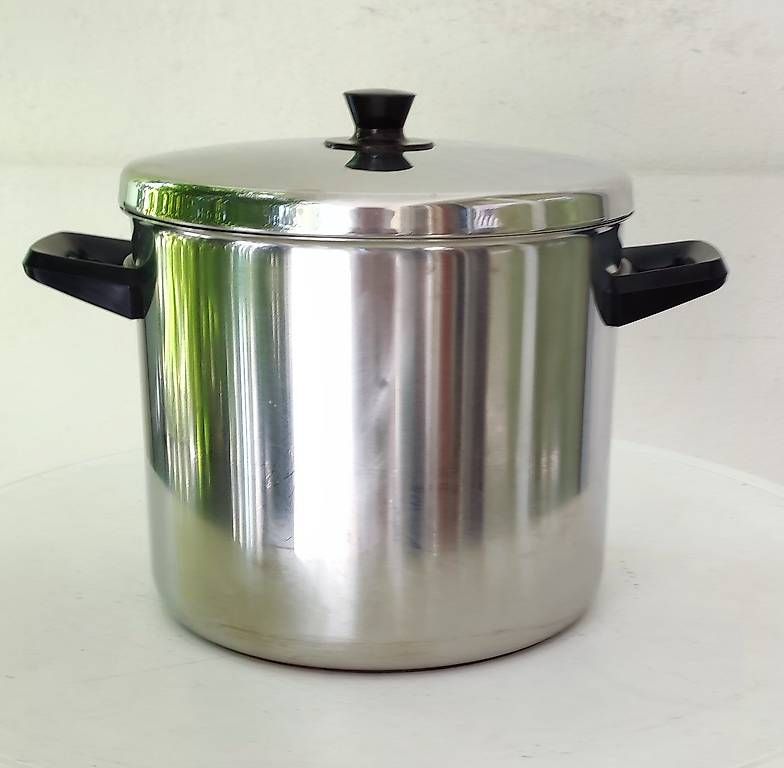 Casseroles: 2 Kochtöpfe – D'occasion à Basel par Glyzinia77