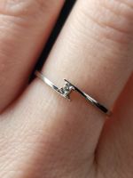 Solitär Ring aus 750 Weissgold mit Diamant Gr54