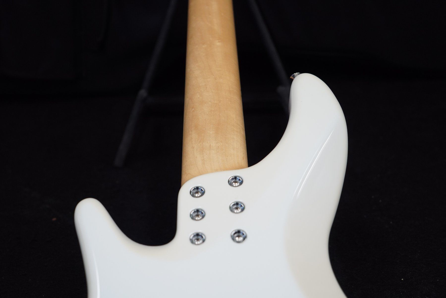 Musikinstrumente: Tino Tedesco 5 String Custom  jazz Bass White mit Bag – Gebraucht aus Ortschwaben von Musictrade 7