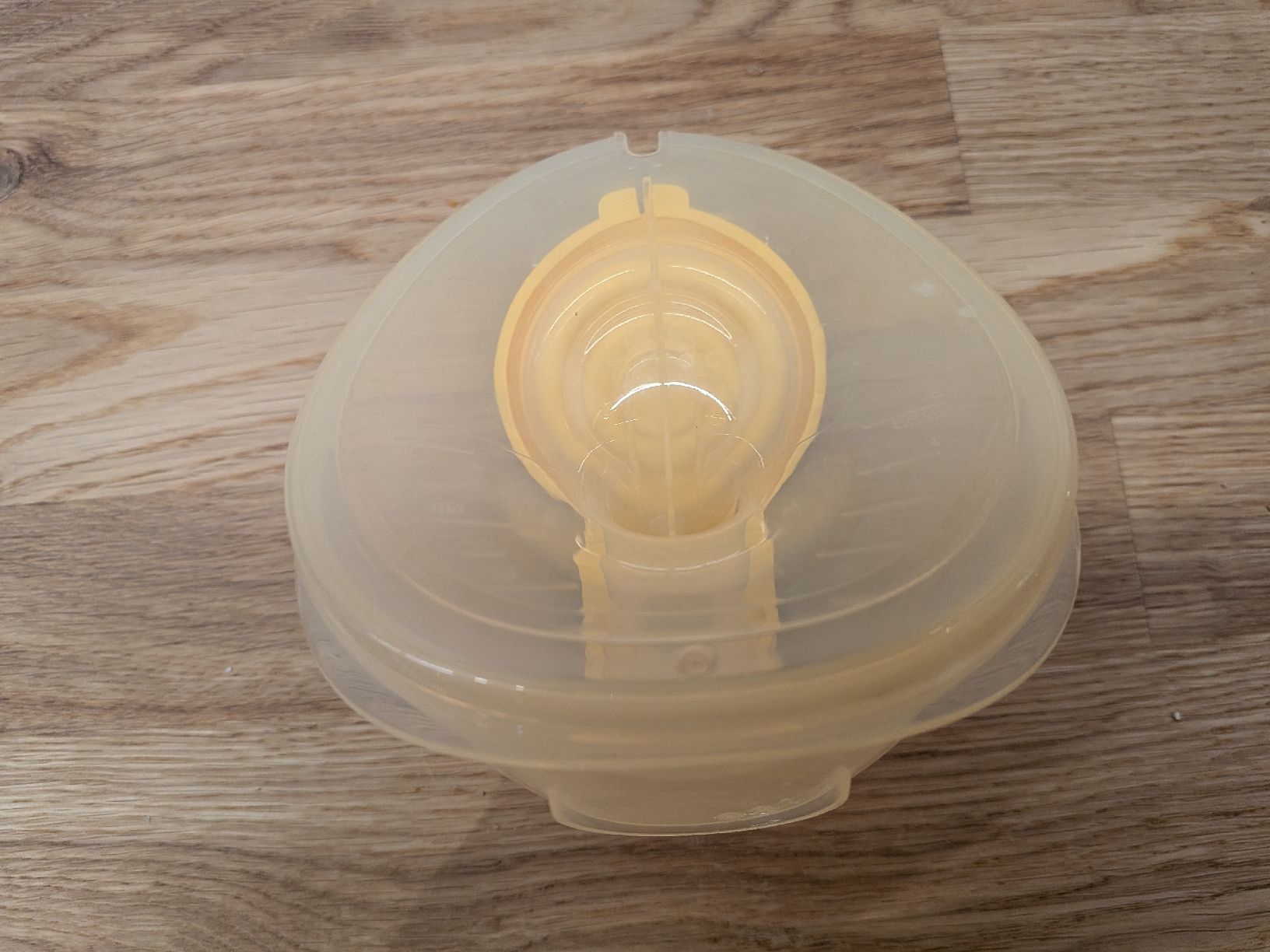 Medela Accessori per l’allattamento: Medela Doppelmilchpumpe Hands Free – Usato da Büren an der Aare venduto da su_10 4