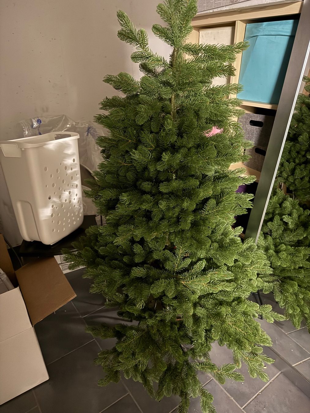 Toutes les décorations: Weihnachtsbaum – D'occasion à Glattpark(Opfikon) par dav_prl7