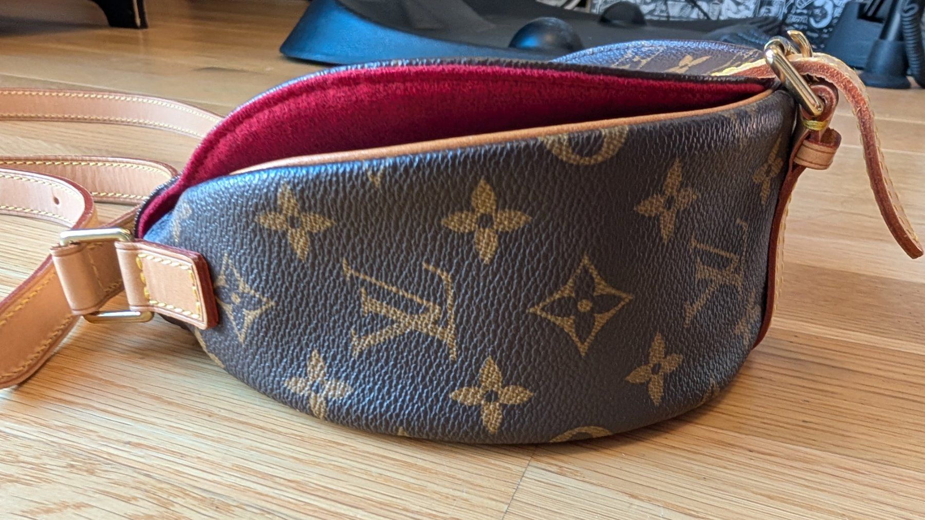 Louis Vuitton Sacs femmes: Sac Tambourin Louis Vuitton – D'occasion à Meyrin par ludovichok 2