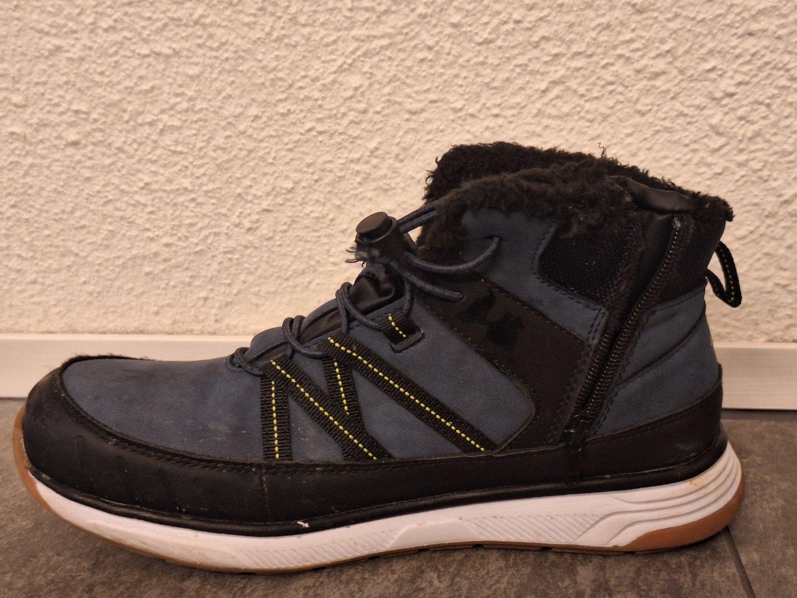 Scarpe per ragazzi: Chaussure KangaROOS taille garçon 40 – Nuovo (secondo la descrizione) da Bursins venduto da Cdje 1