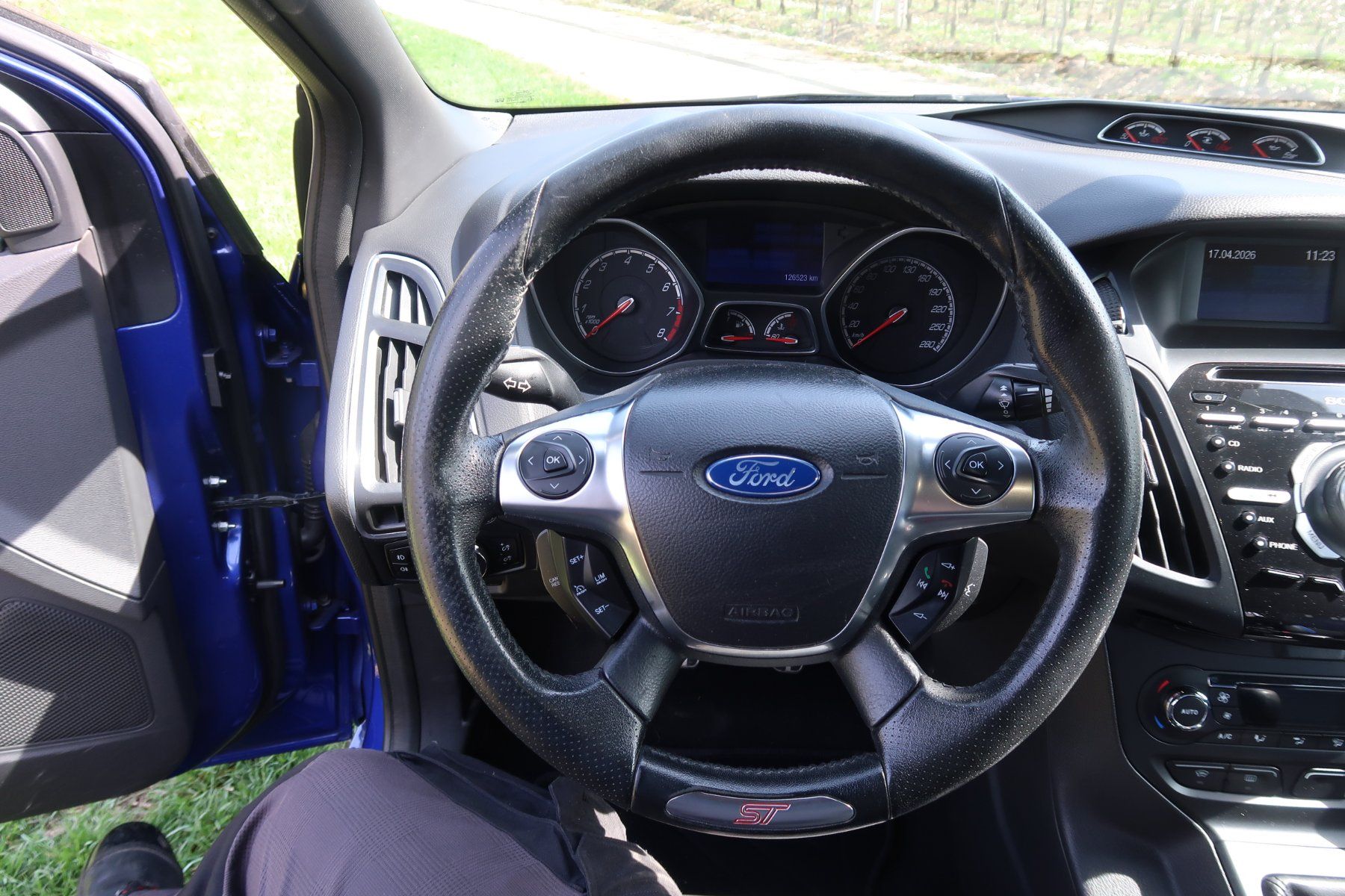 Ford Automobili: Ford Focus ST  Sation Wagon 2.0i EcoB SCTi – Usato da Büsingen venduto da garagealtmann 6