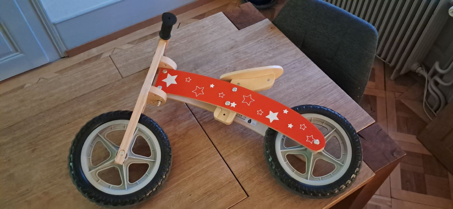 Véhicules pour enfants: Holzlaufrad – D'occasion à Nidau par Darkpooh