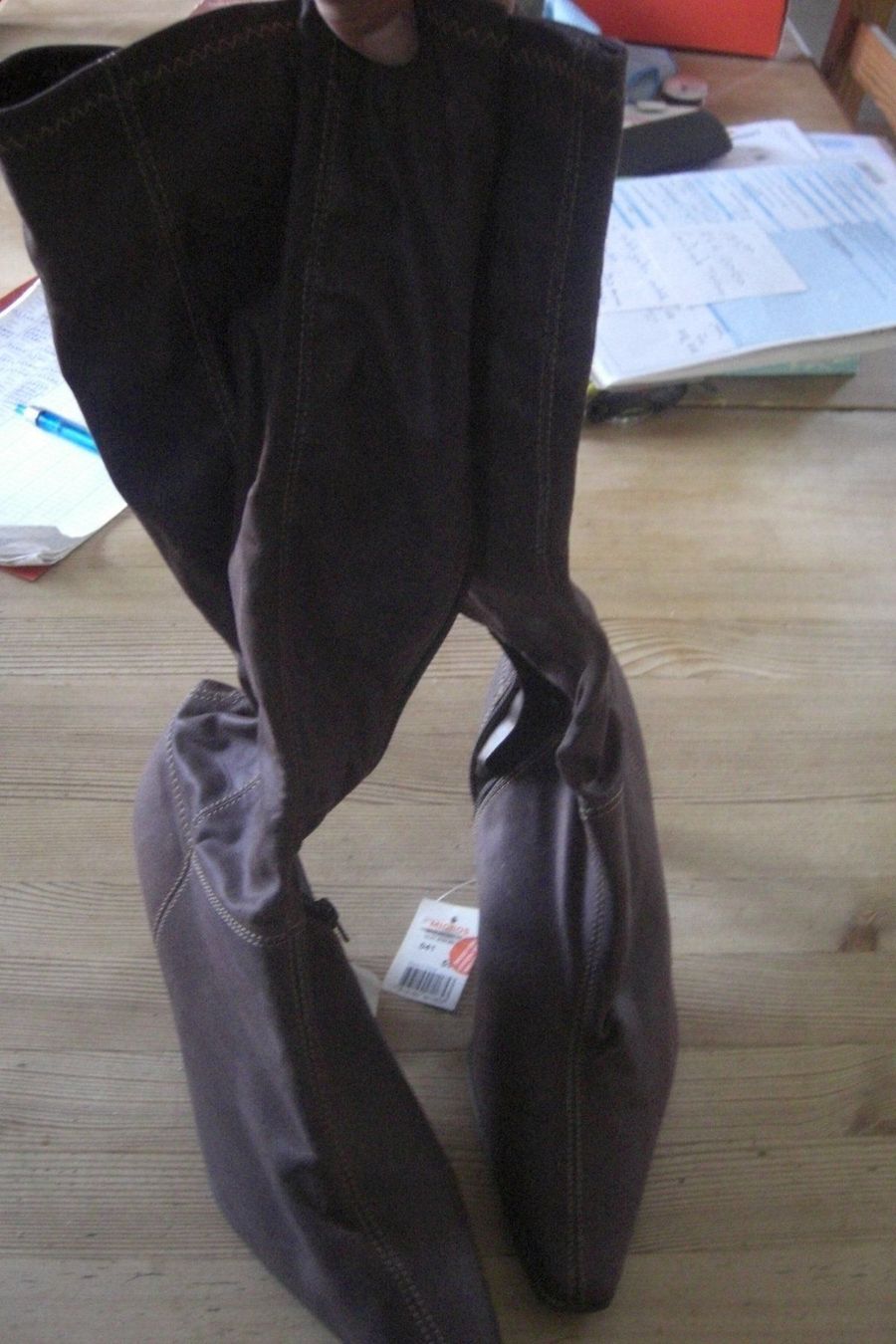 Chaussures filles: Bottes brunes Taille 41 – Neuf avec emballage d'origine à Veyrier par kimedovapa 1