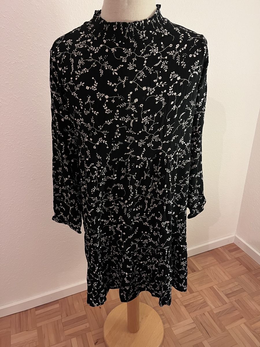 Robes: Kaffe Kleid – D'occasion à Allschwil par christlvonderalm
