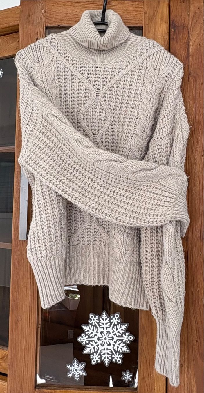 Maglioni & Felpe: Pullover weit Zopfmuster Strick Rollkragen Gr.S/M – Usato da Siblingen venduto da Vany_McDougall 7