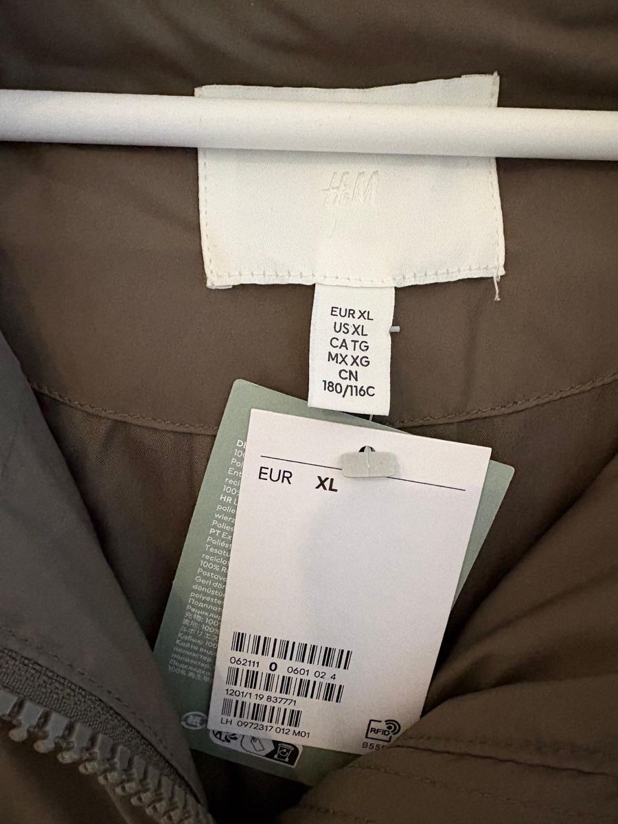 H&M Gilet & Giacche senza maniche: Steppweste XL Khaki – Nuovo (secondo la descrizione) da Triesen venduto da ValDeMer85 1