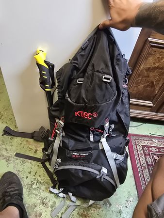 Rucksack Ktec Trek Pro 55+10 mit Stöcken guter Zustand