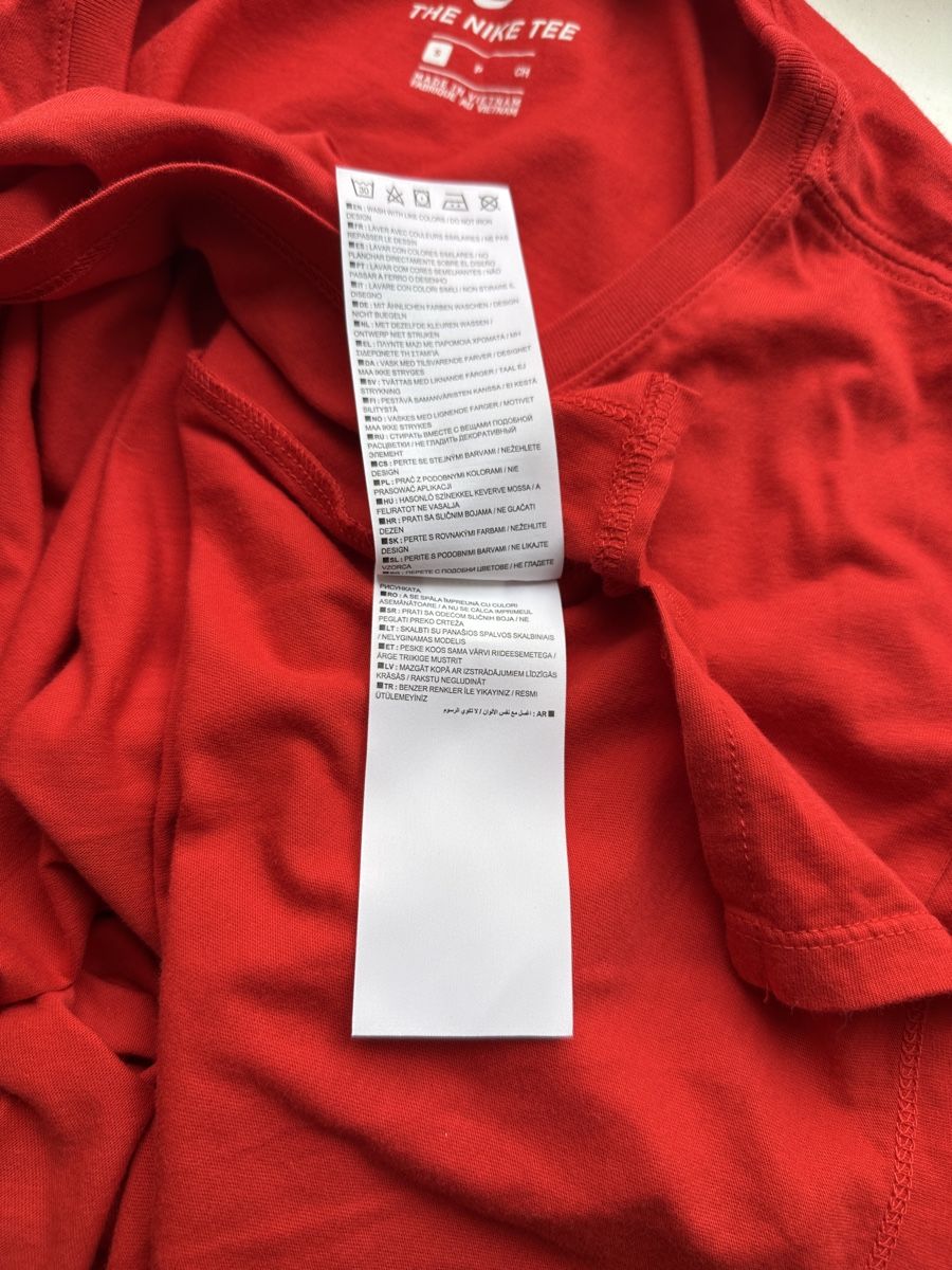 Nike T-shirts: Nike Tshirt – Neuf (Voir description) à Luzern par muh_22qq 6