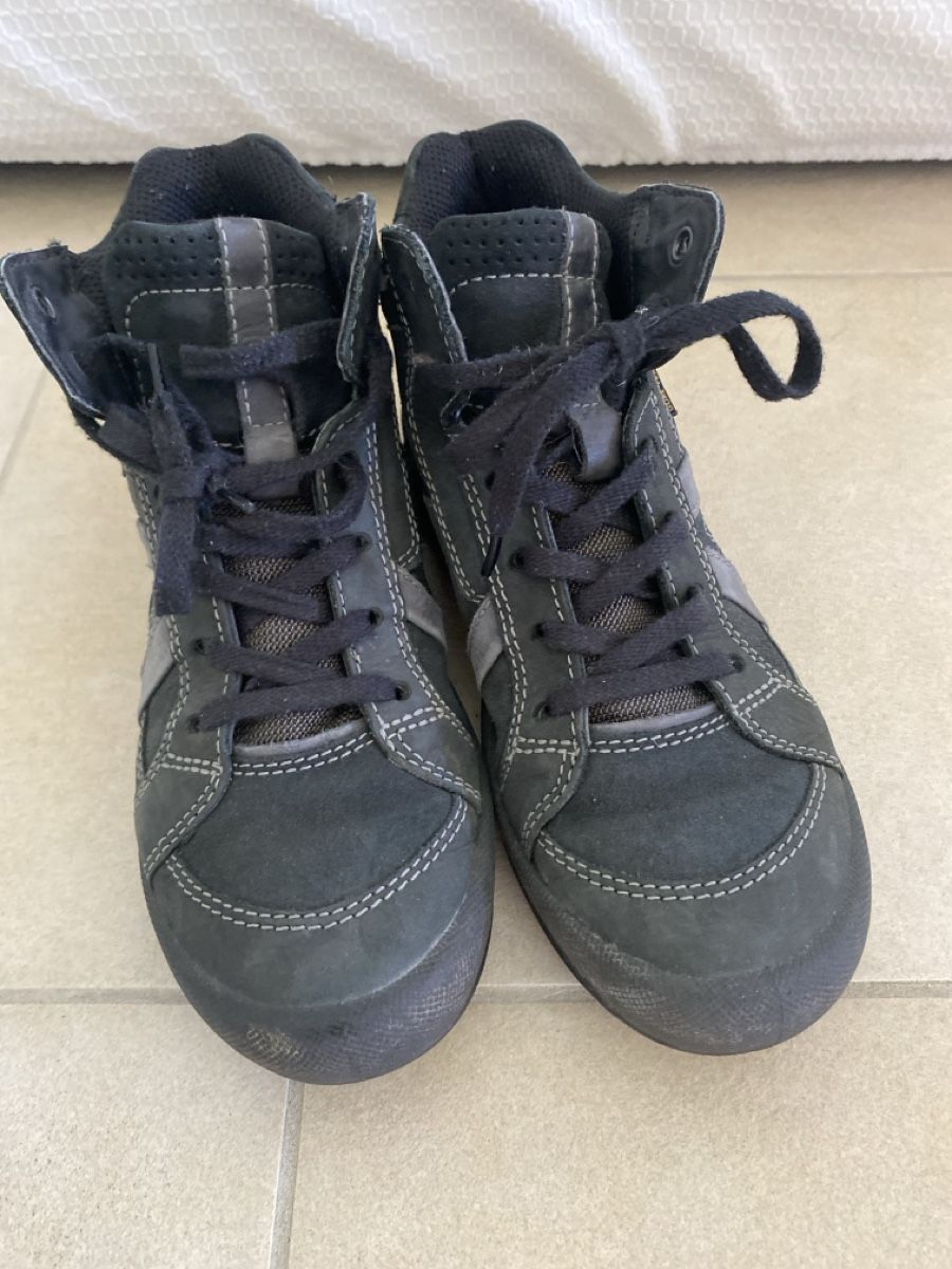 Ecco Scarpe per ragazzi: Ecco halbhohe Schuhe Grösse 35 – Usato da Grasswil venduto da pp7830 3