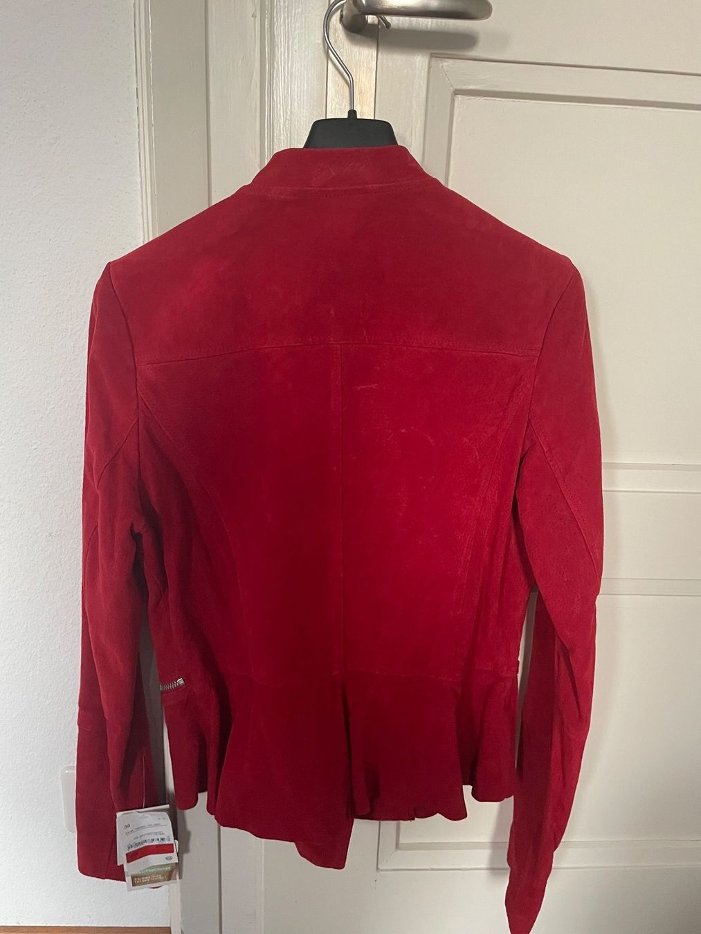 C&A Giacche: Rote Wildlederjacke Grösse M neu – Nuovo e nell'imballaggio originale da Münchenstein venduto da nel_57mj 9