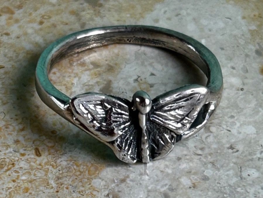 Anelli: Silberring Falter oder Schmetterling (57.5) – Usato da Dittingen venduto da Bijoubelle 1