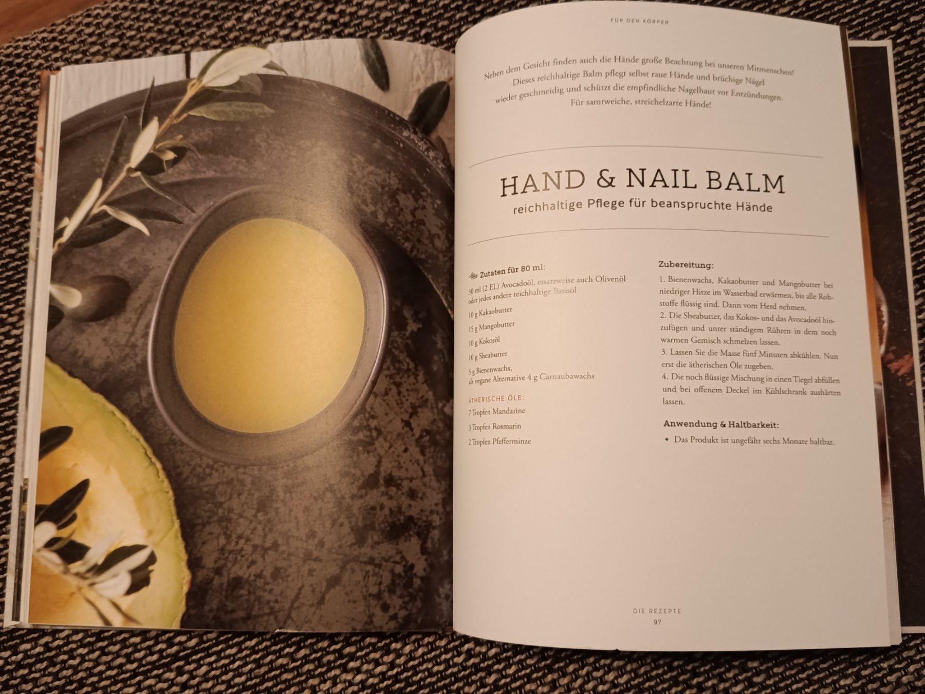 Libri: Buch "The Glow - Naturkosmetik selber machen" – Nuovo (secondo la descrizione) da Vilters venduto da son_klein 3