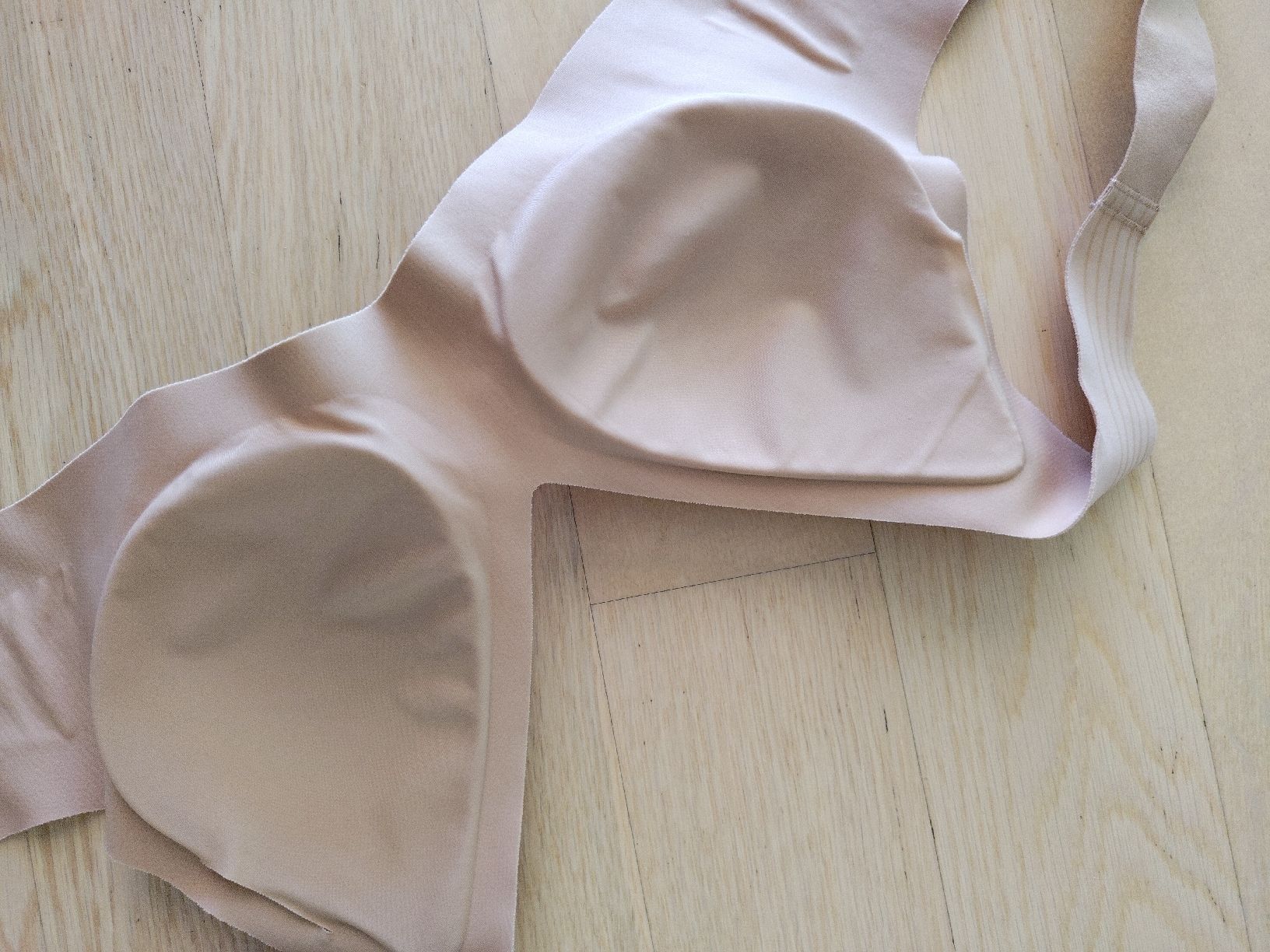 Sloggi Sonstige Unterwäsche: SLOGGI Zero Feel Soft Bra Nude Taille S – Neu (gemäss Beschreibung) aus Buchrain von QueenyHE51 3