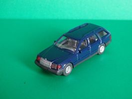 Mercedes 230 TE von Wiking 1/87