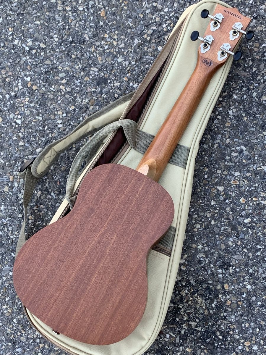 Strumenti musicali: UKULELE „Flight“ mit Tasche  – Usato da Wangen b. Olten venduto da Finolino28 4
