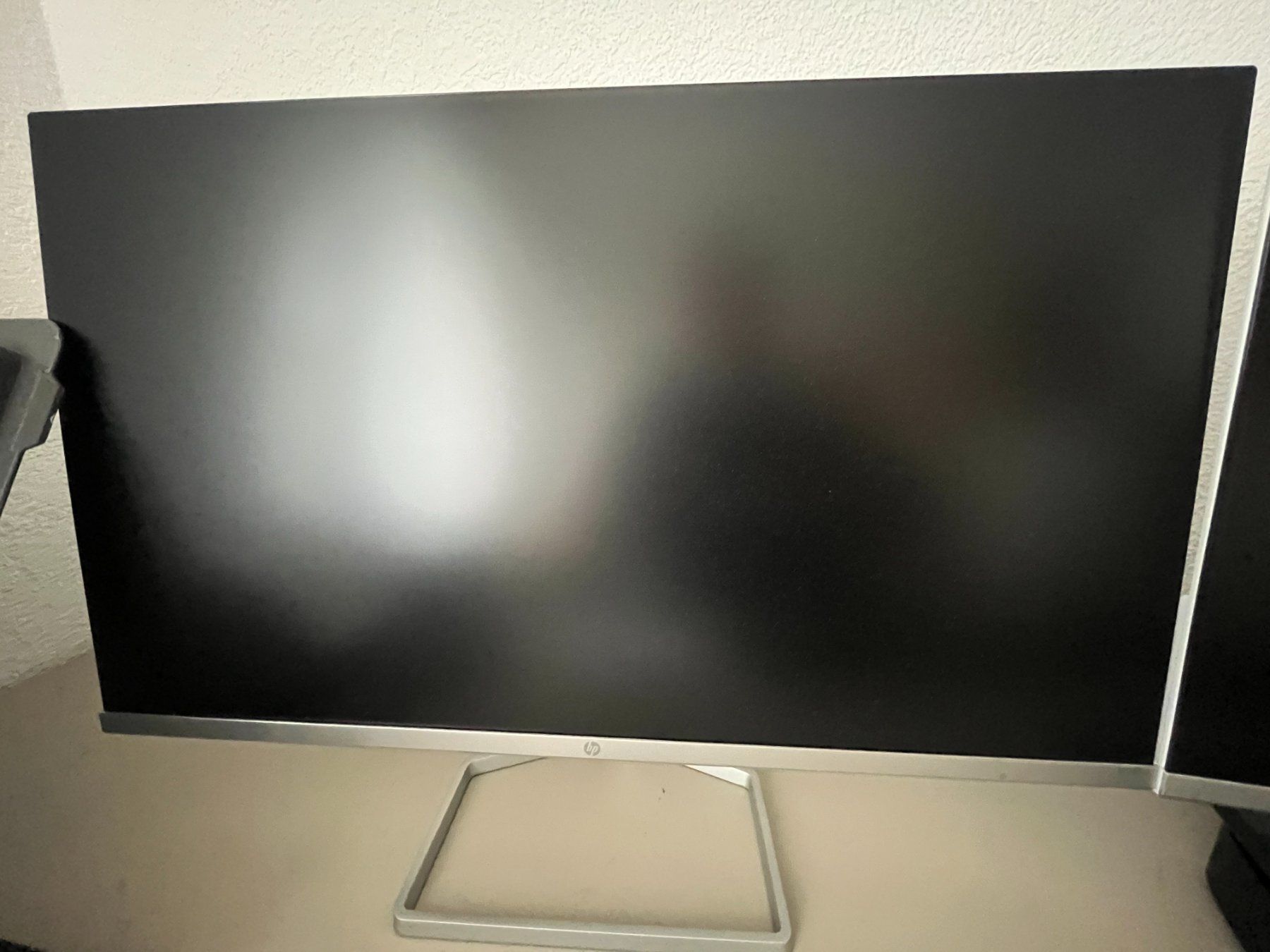 Hewlett Packard Monitore: 2 HP Monitor mit Dockingstation – Neu (gemäss Beschreibung) aus Rickenbach b. Wil von KadiAdi 1