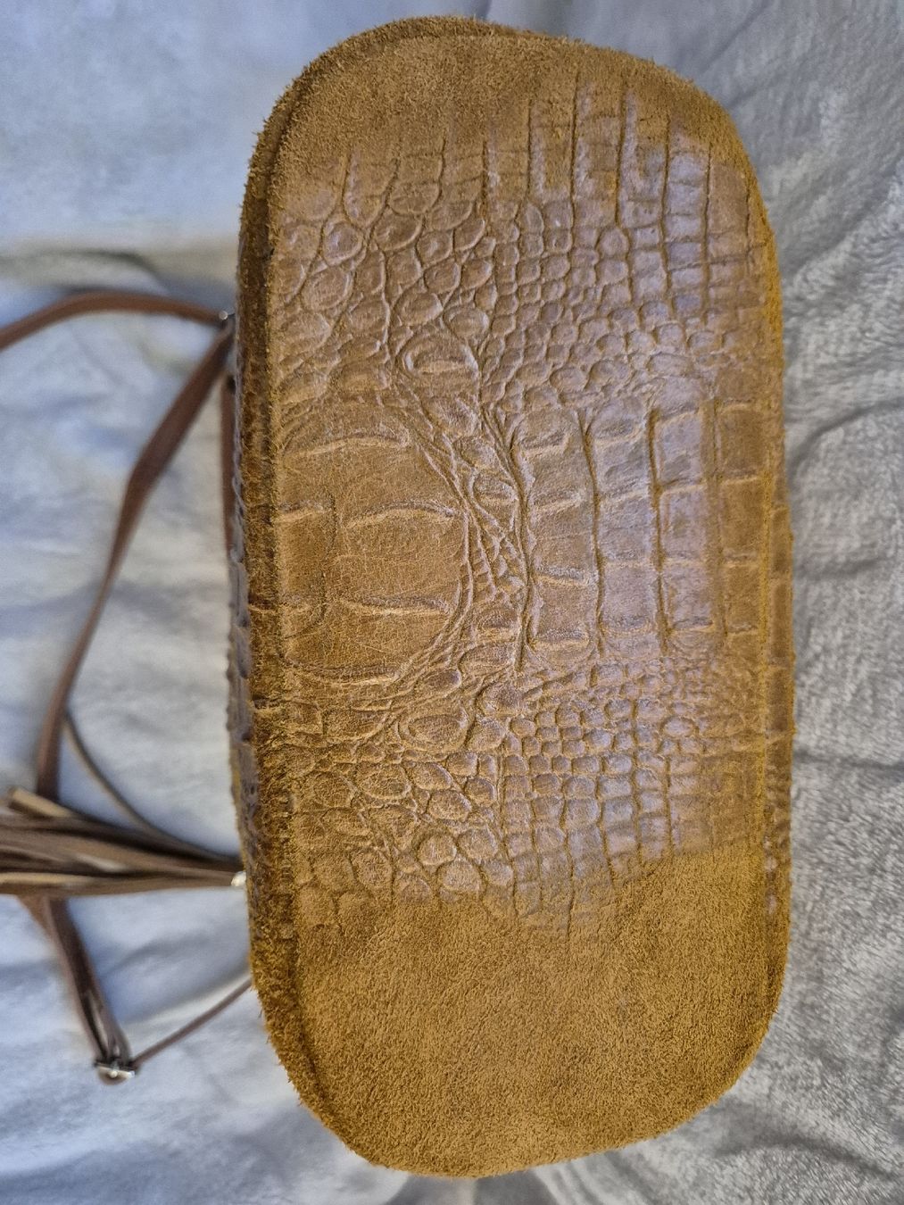 Borse da donna: Wildleder Beuteltasche – Usato da Thalwil venduto da Coco2025 5