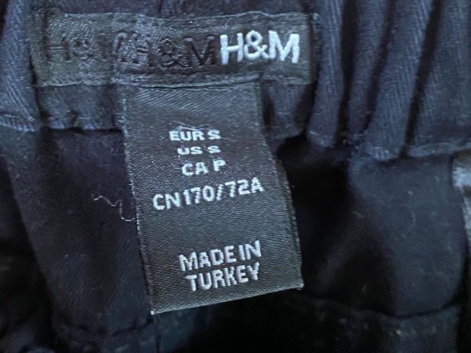 H&M Pantaloni: Röhrlihose in schwarz Grösse S – Usato da Winkel venduto da Flyhy2020 4