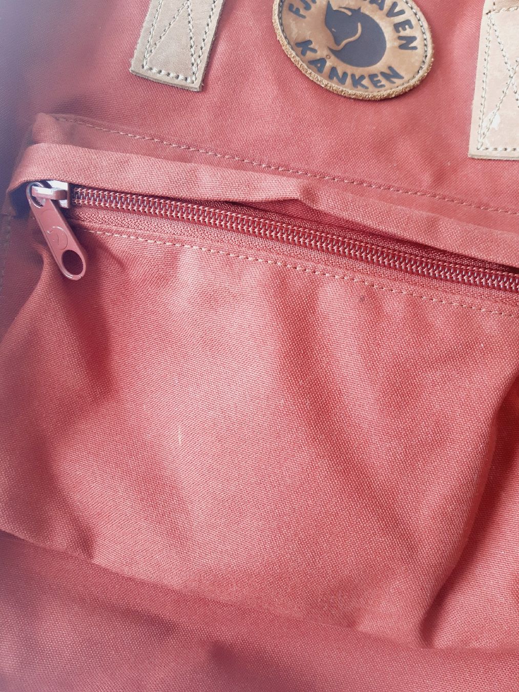 Fjällräven Zaini: FJALLRÄVEN kanken no. 2 Rot – Usato da Winterthur venduto da Je. 7