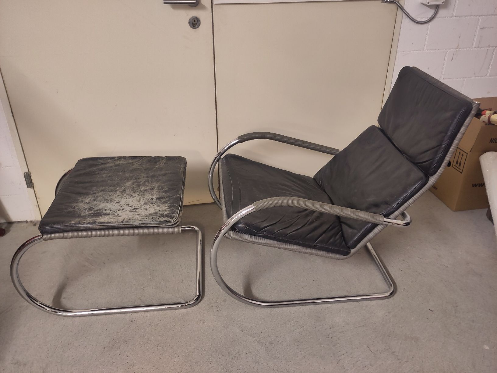 Tecta Sessel: Vintage Design Sessel + Ottoman "Tecta D35" – Gebraucht aus Basel von Morgenmuffel
