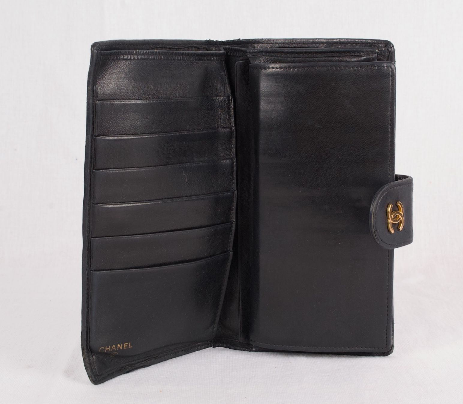 Portamonete: Auth CHANEL bifold wallet quilted CC logo lambskin – Usato da Lausanne venduto da Lamedusac 5