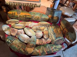 Sammlung I dekorative Holzscheiben, bedruckt & bemalt, CH