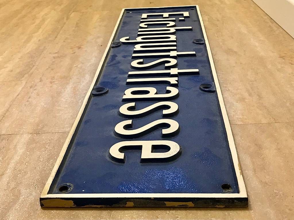Ecriteaux: Strassenschild Gussschild Eichgutstrasse – D'occasion à Turbenthal par NicoleZimmerli 3