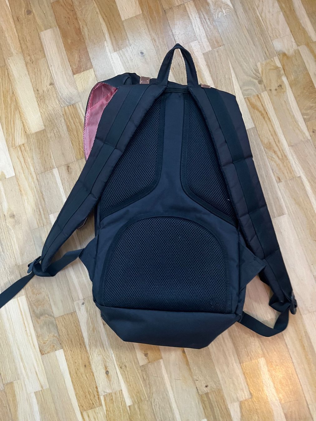 Herschel Zaini: Herschel Rucksack 25L – Usato da Zürich venduto da liechmi 1