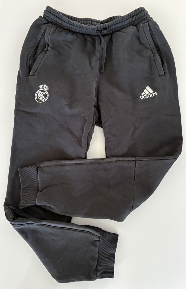Adidas Hosen: Real Madrid Trainingshose lang – Gebraucht aus Glarus von faegli9