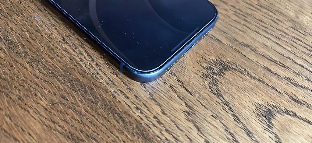 Portables: iPhone 17 Pro 1TB – D'occasion à Basel par ann_cq59 3