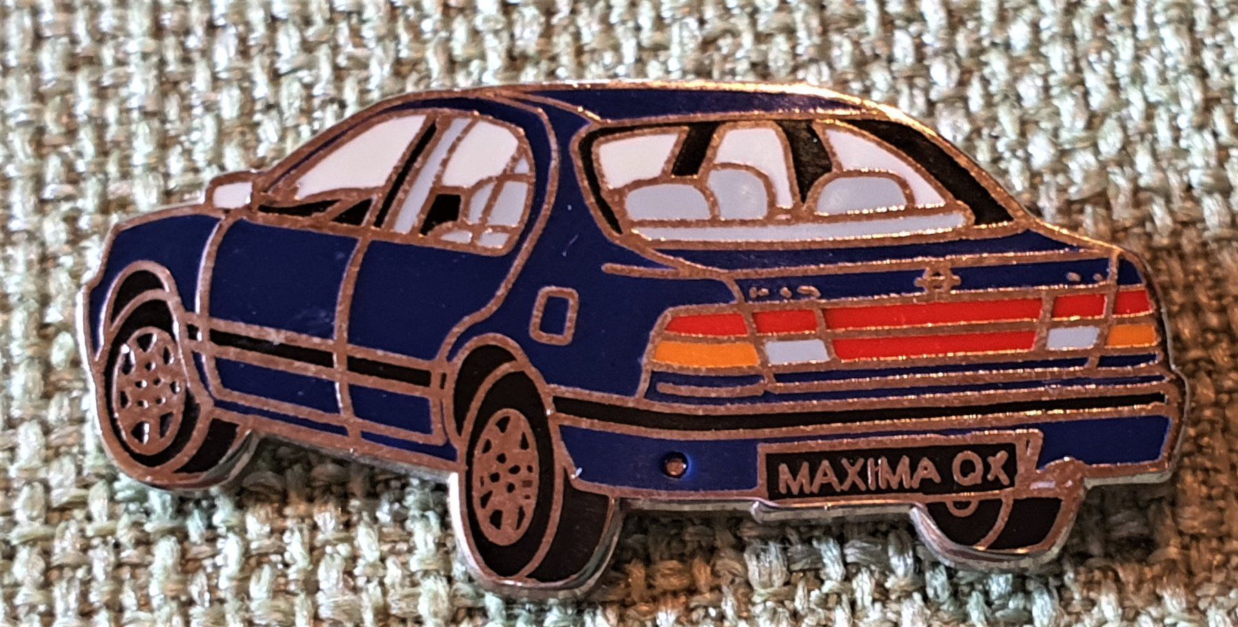 Automobili: M169 - Pin Auto Nissan  MAXIMA QX – Usato da Reinach BL venduto da Boston-Verkauf