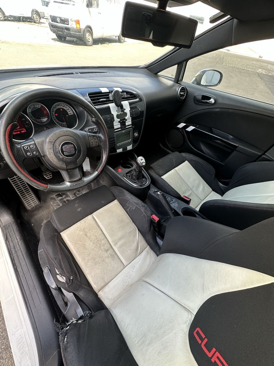 Seat Automobili: Seat Leon Cupra – Usato da Oetwil am See venduto da CarParts 6