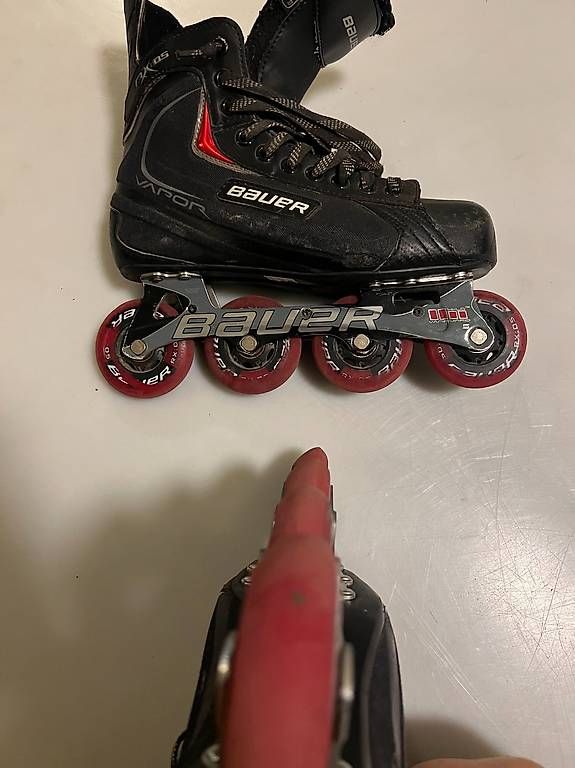 Bauer Pattini in linea & Pattini a rotelle: Bauer RX05 Inline Hockey Skates / Rollerblades Grösse 42 – Usato da Arlesheim venduto da SKA_4144 4