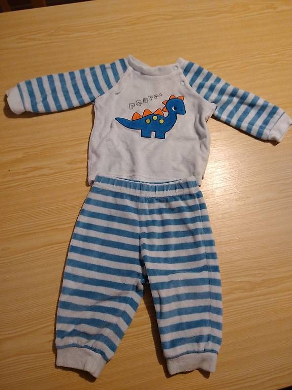 Pigiama & Simili: Warmer Baby  Trainer Gr,.62 – Usato da Ebnat-Kappel venduto da Schneehas20