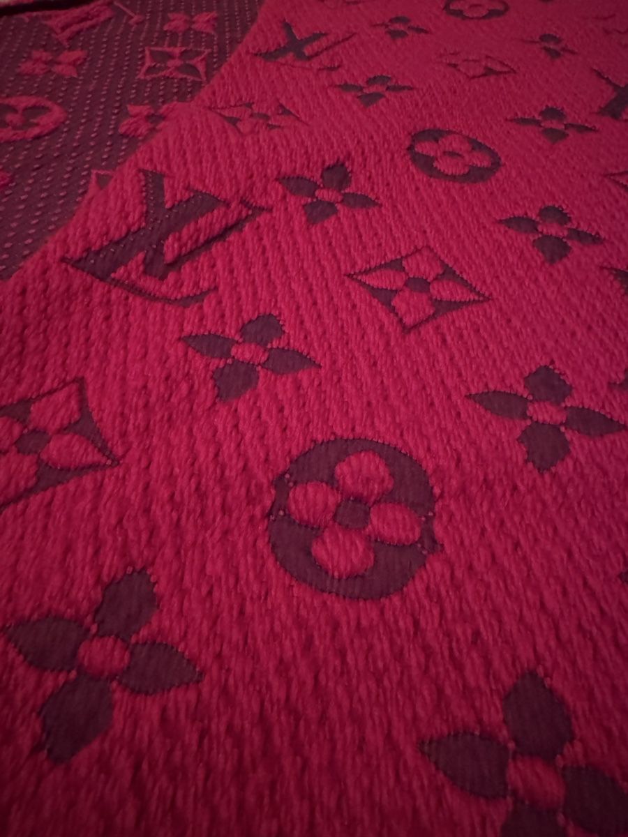 Louis Vuitton Foulard & Sciarpe: Louis Vuitton Schal – Nuovo (secondo la descrizione) da Oberdorf NW venduto da ltr_8htc 2