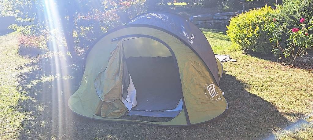 Decathlon Tende : Tente 3 places Decathlon 2 secondes – Usato da Grugnay (Chamoson) venduto da nad_b8fq 3