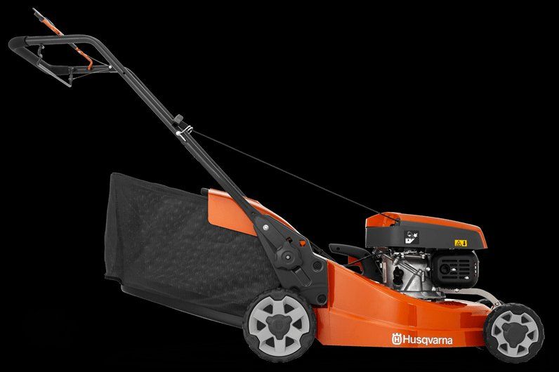 Tagliaerba: Husqvarna Rasenmäher LC 247S – Nuovo (secondo la descrizione) da Stüsslingen venduto da Shoebby_tools 1