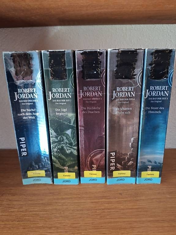 Libri: Rad der Zeit 1-5 von Robert Jordan  – Usato da Diessenhofen venduto da ben_5h68 1