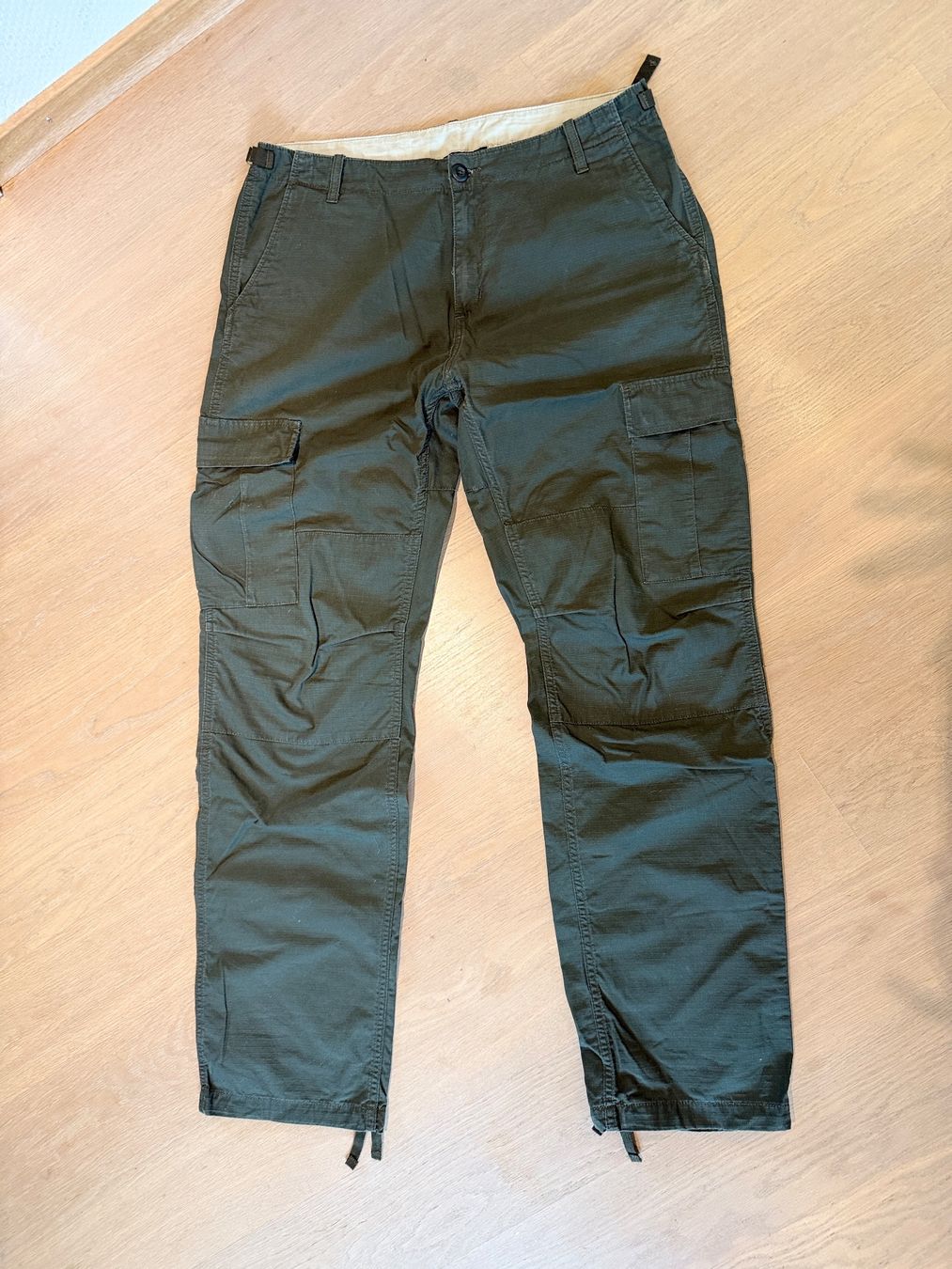 Pantaloni: Carhartt Cargo Hose - Gr. 38/34 – Usato da Zürich venduto da whitebraun