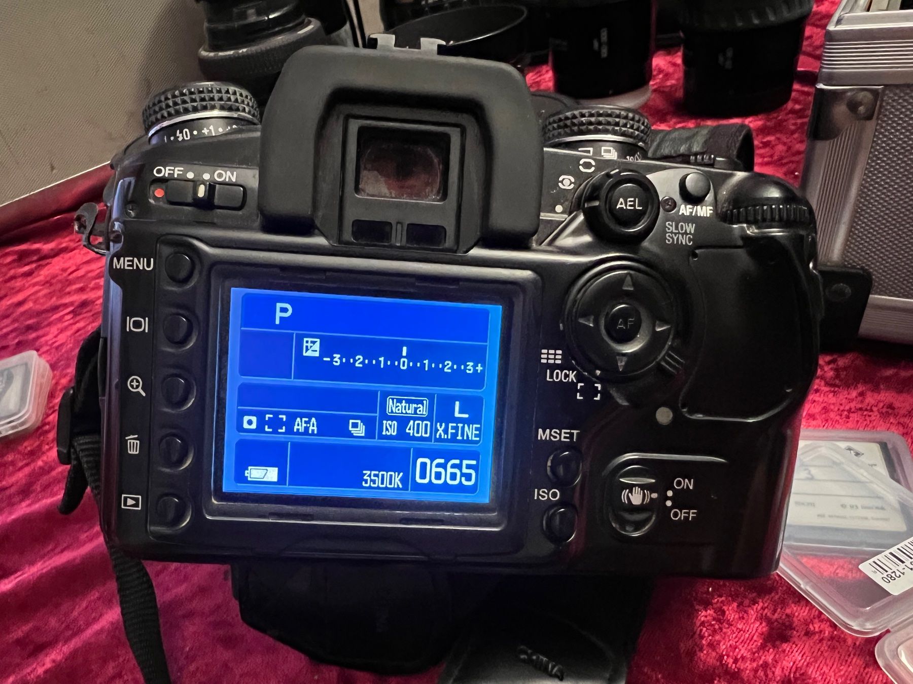 Minolta Fotocamera: Fotoausrüstung  MINOLTA  Div. Gehäuse und Objektive /Filter – Usato da Uster venduto da Mr.Twister 4