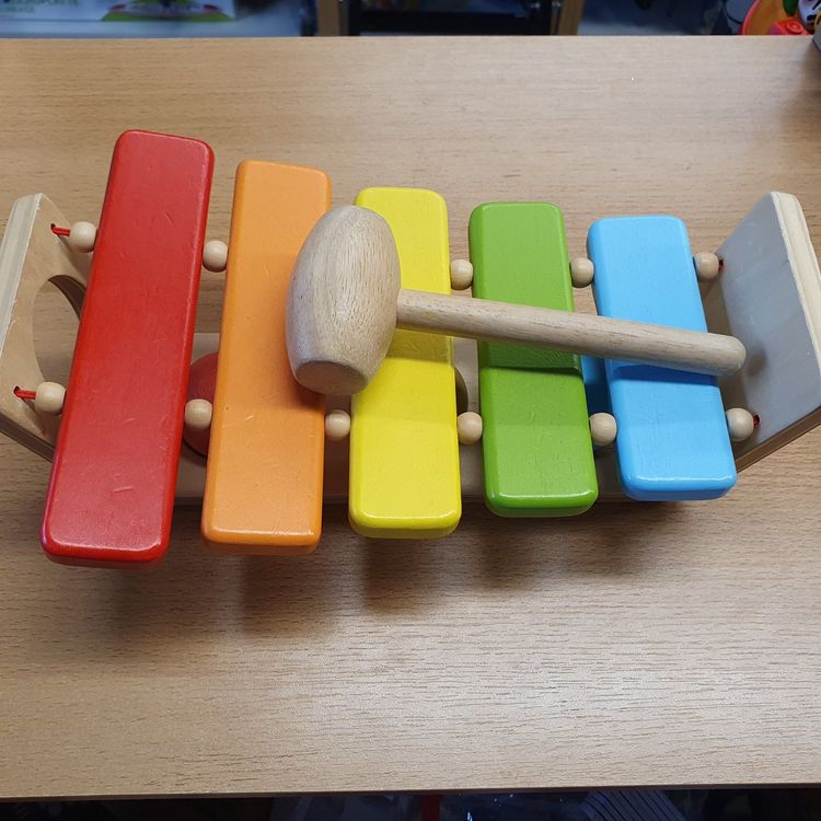 Jzhen Holz Xylophon Für Kinder - 8-töniges Musikspielzeug Mit 2 Schlägeln (23,5cm)