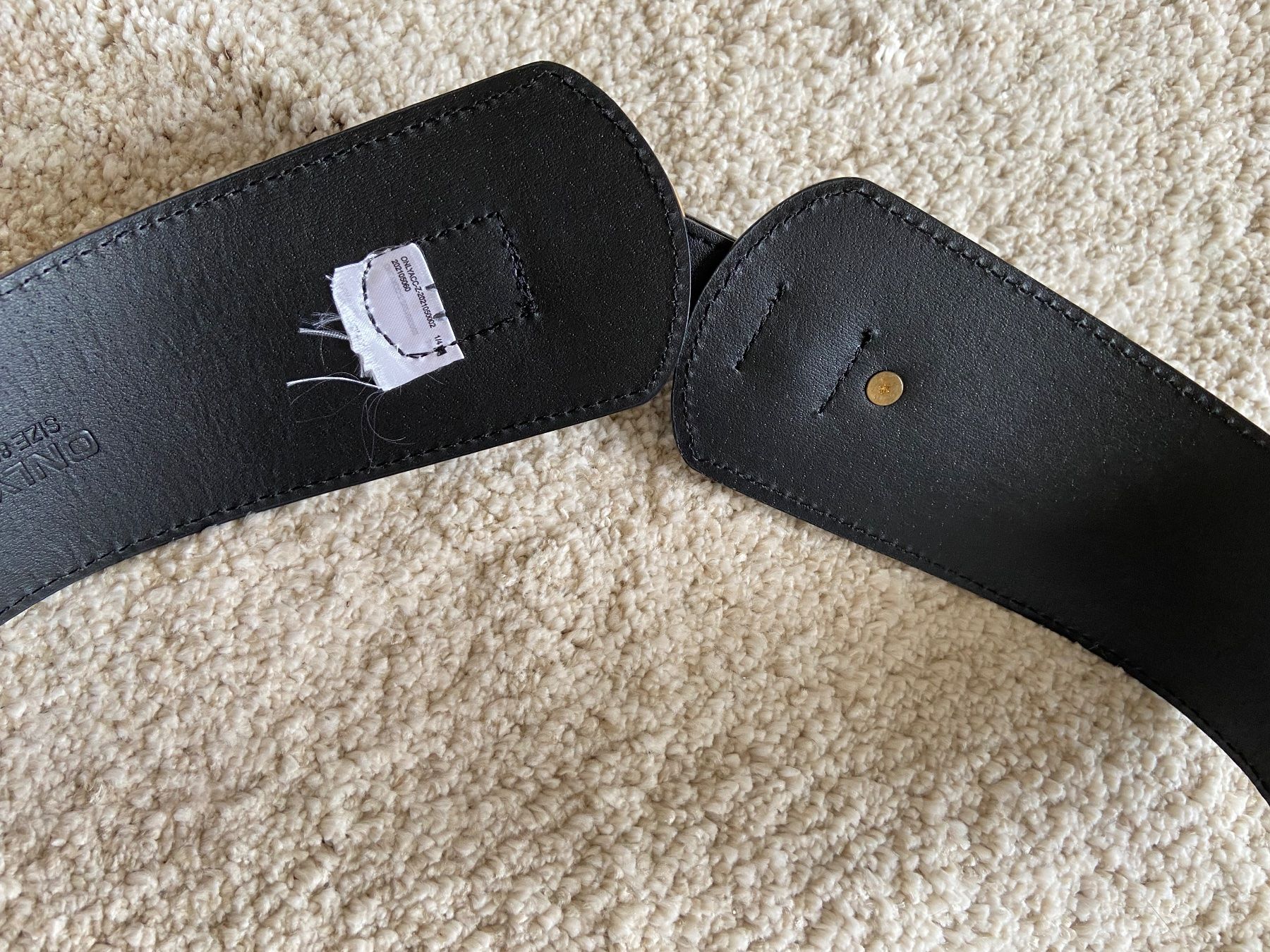 Gürtel: ONLY / Gürtel / Taillengürtel / Leder / Gold – Gebraucht aus Kloten von  2